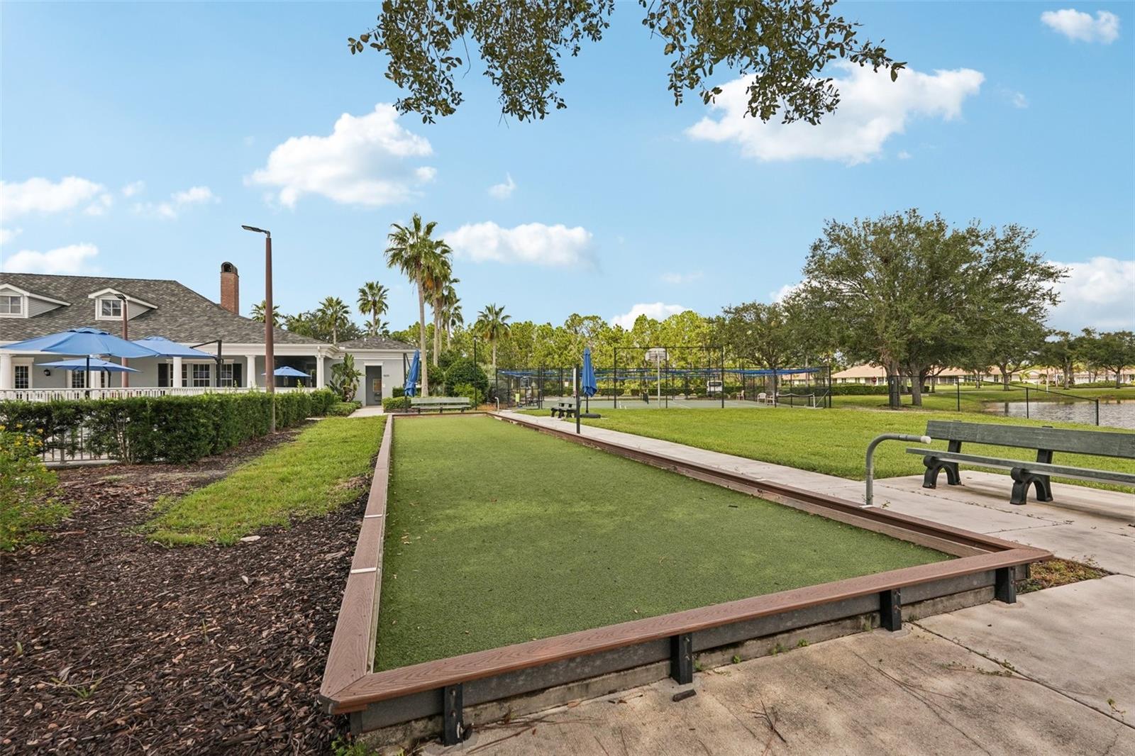 TOWNS AT LAKESIDE - Residential