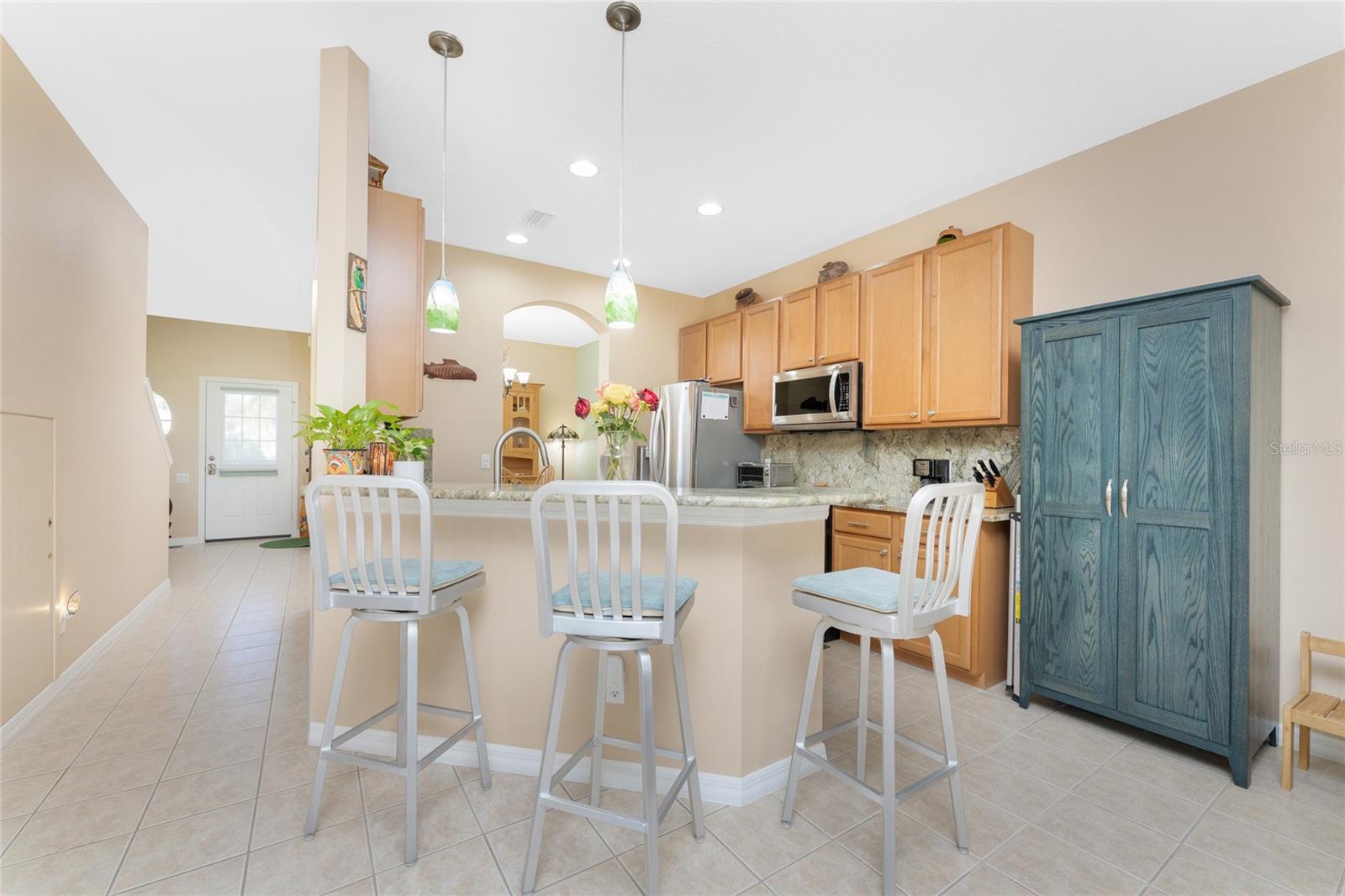 TOWNS AT LAKESIDE - Residential