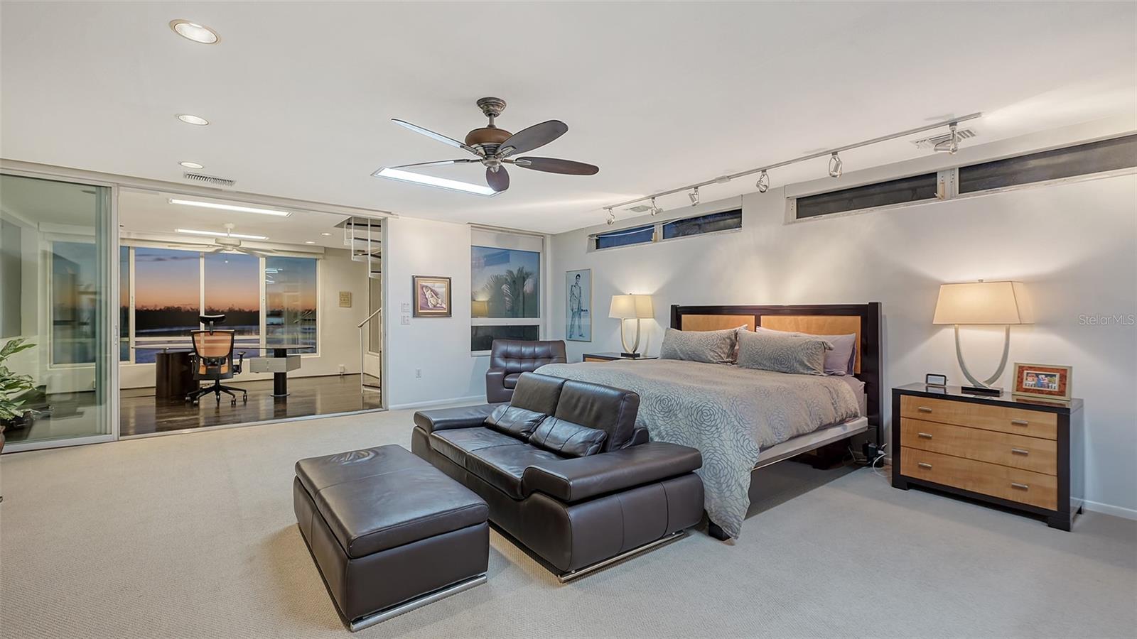 JOHN RINGLING ESTATES ST ARMANDS DIV 01 - Residential