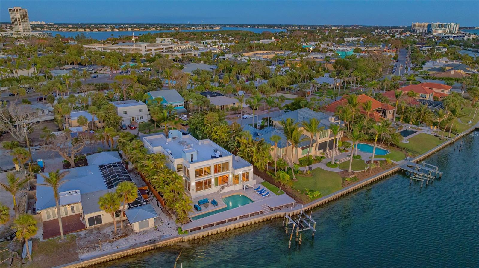 JOHN RINGLING ESTATES ST ARMANDS DIV 01 - Residential