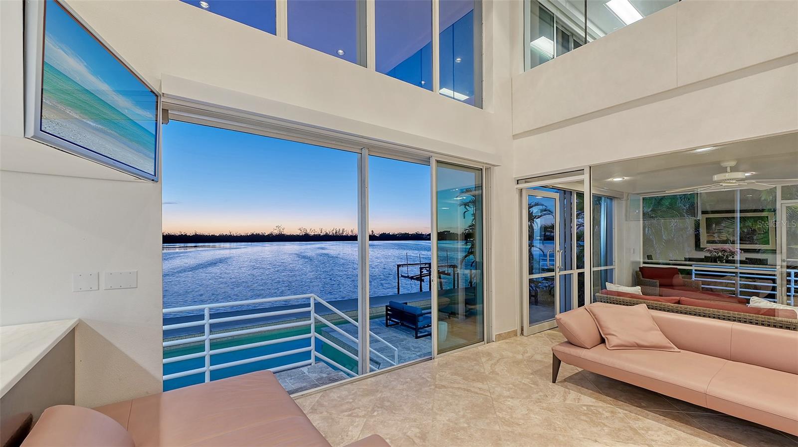 JOHN RINGLING ESTATES ST ARMANDS DIV 01 - Residential