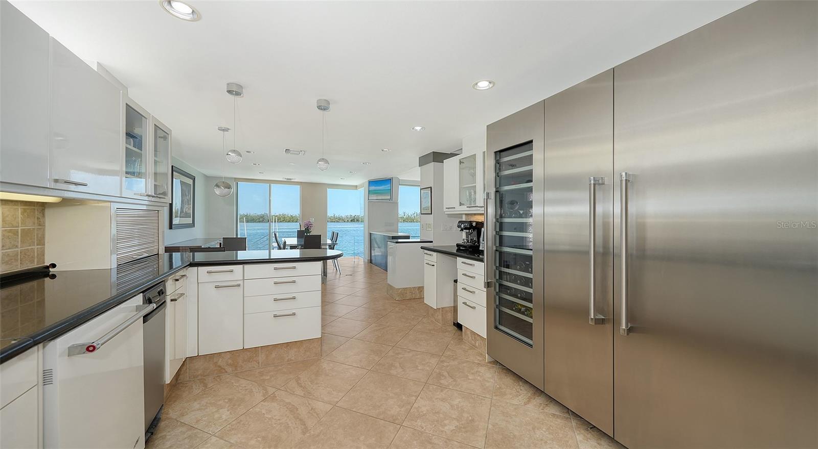 JOHN RINGLING ESTATES ST ARMANDS DIV 01 - Residential