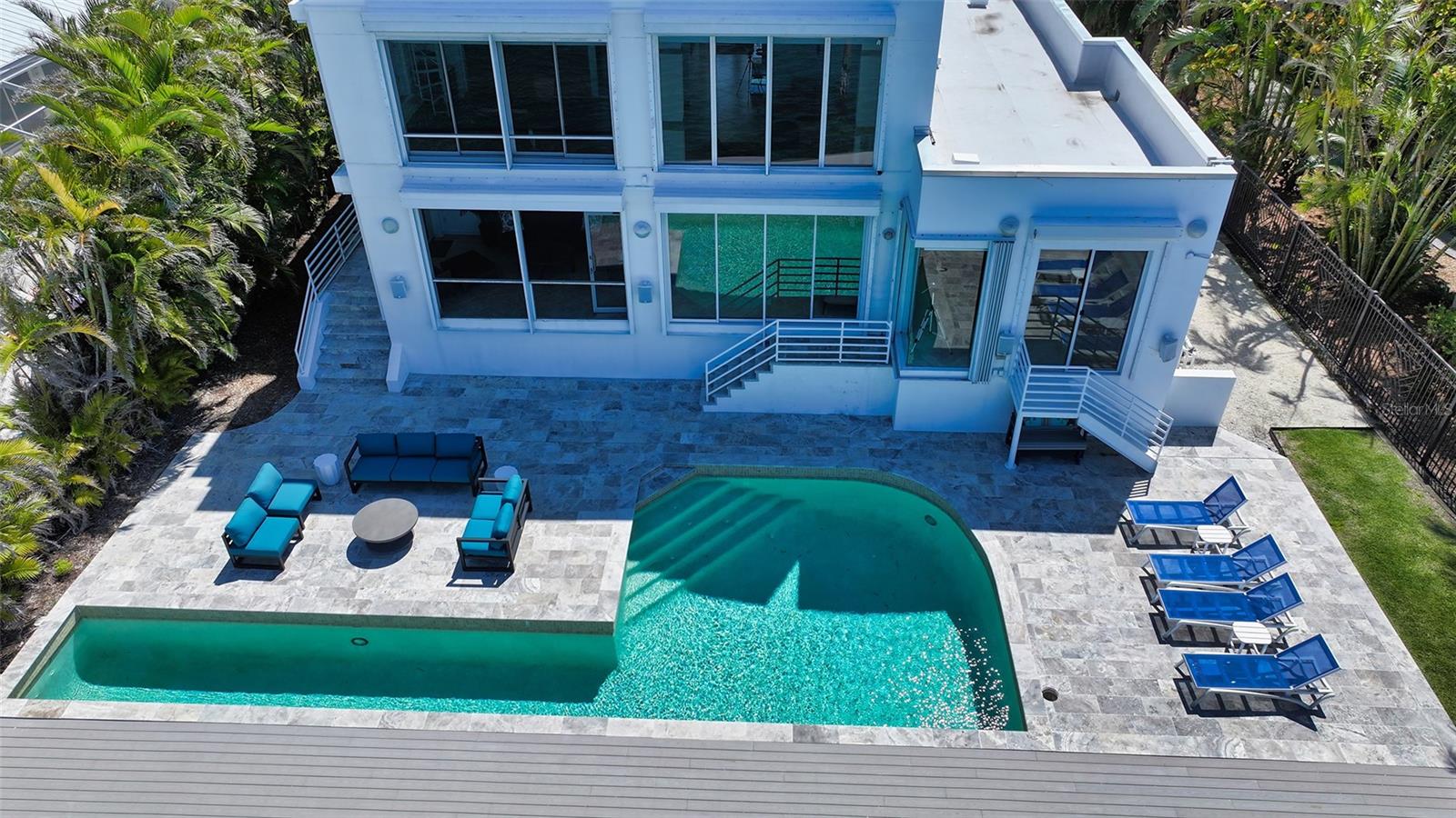 JOHN RINGLING ESTATES ST ARMANDS DIV 01 - Residential