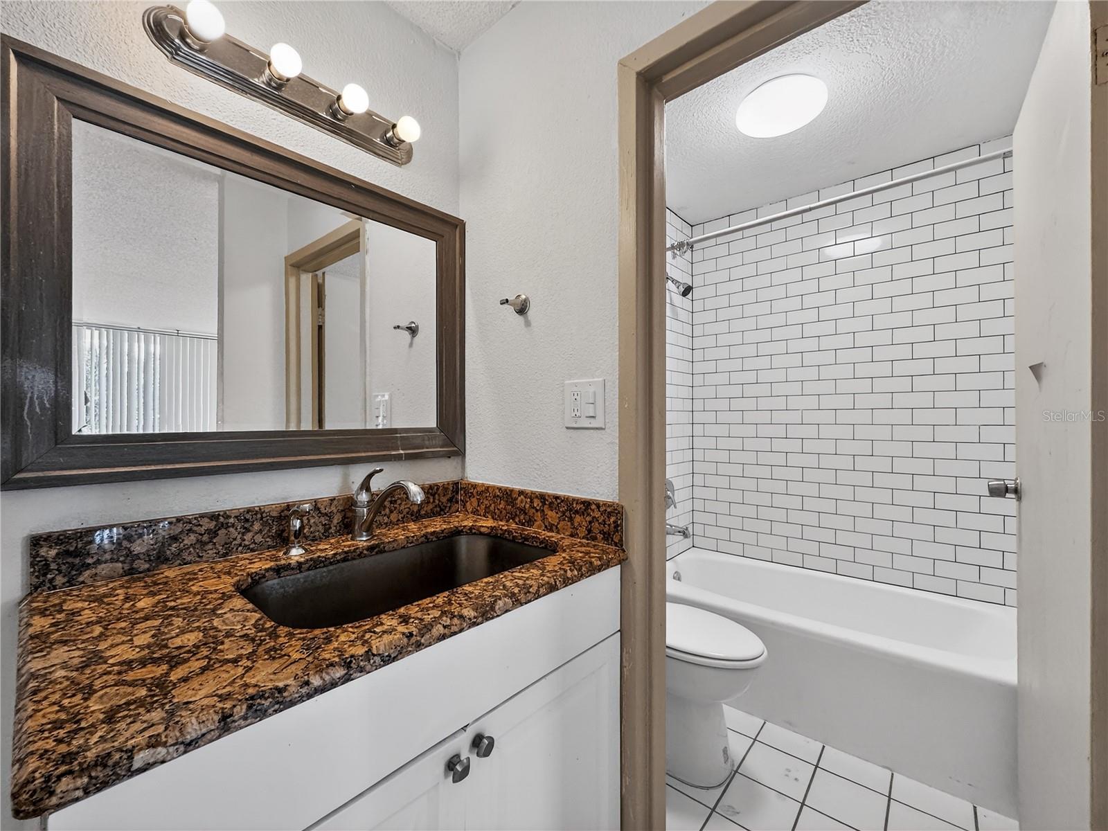 SANDLAKE COURTYARDS CONDO 5901/3515 - Residential