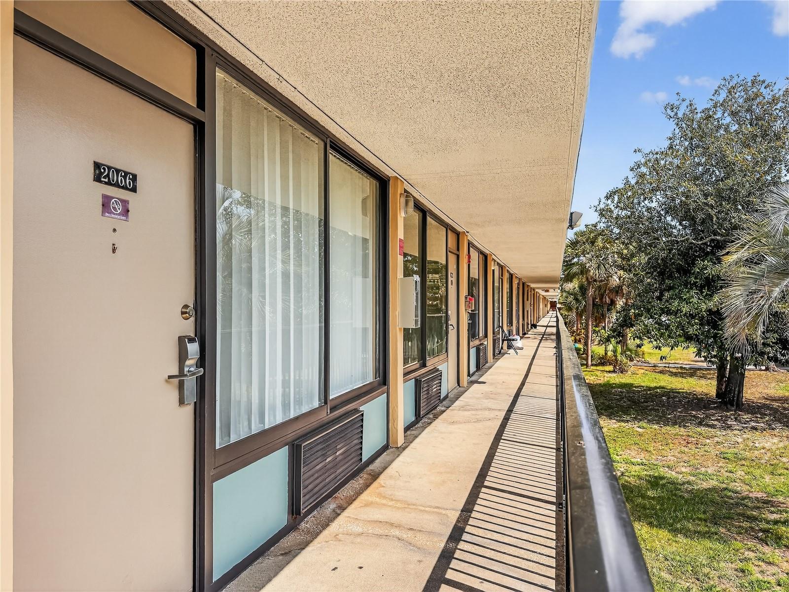 SANDLAKE COURTYARDS CONDO 5901/3515 - Residential