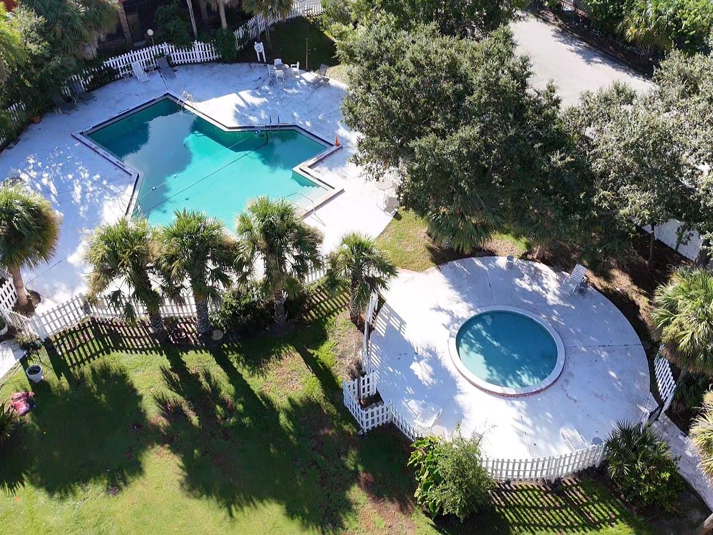 SANDLAKE COURTYARDS CONDO 5901/3515 - Residential