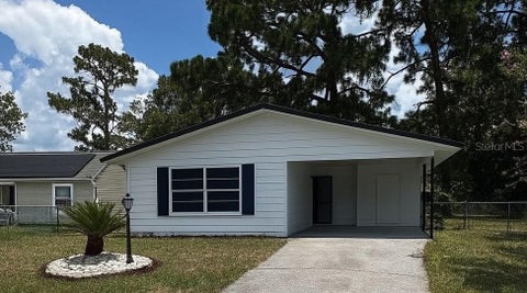 Photo of 32 Spring Loop Circle, Ocala, FL 34472 (MLS # S5158052)