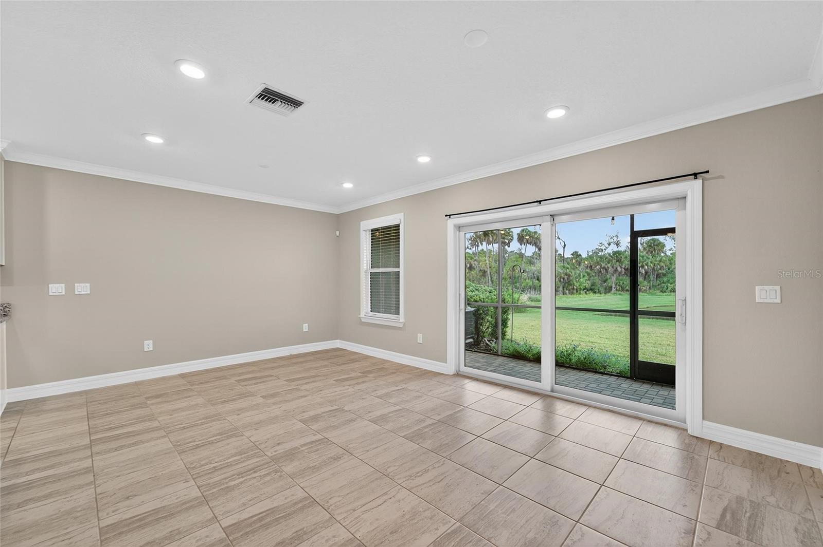 TREVESTA PH IIIC & IIID - Residential Lease