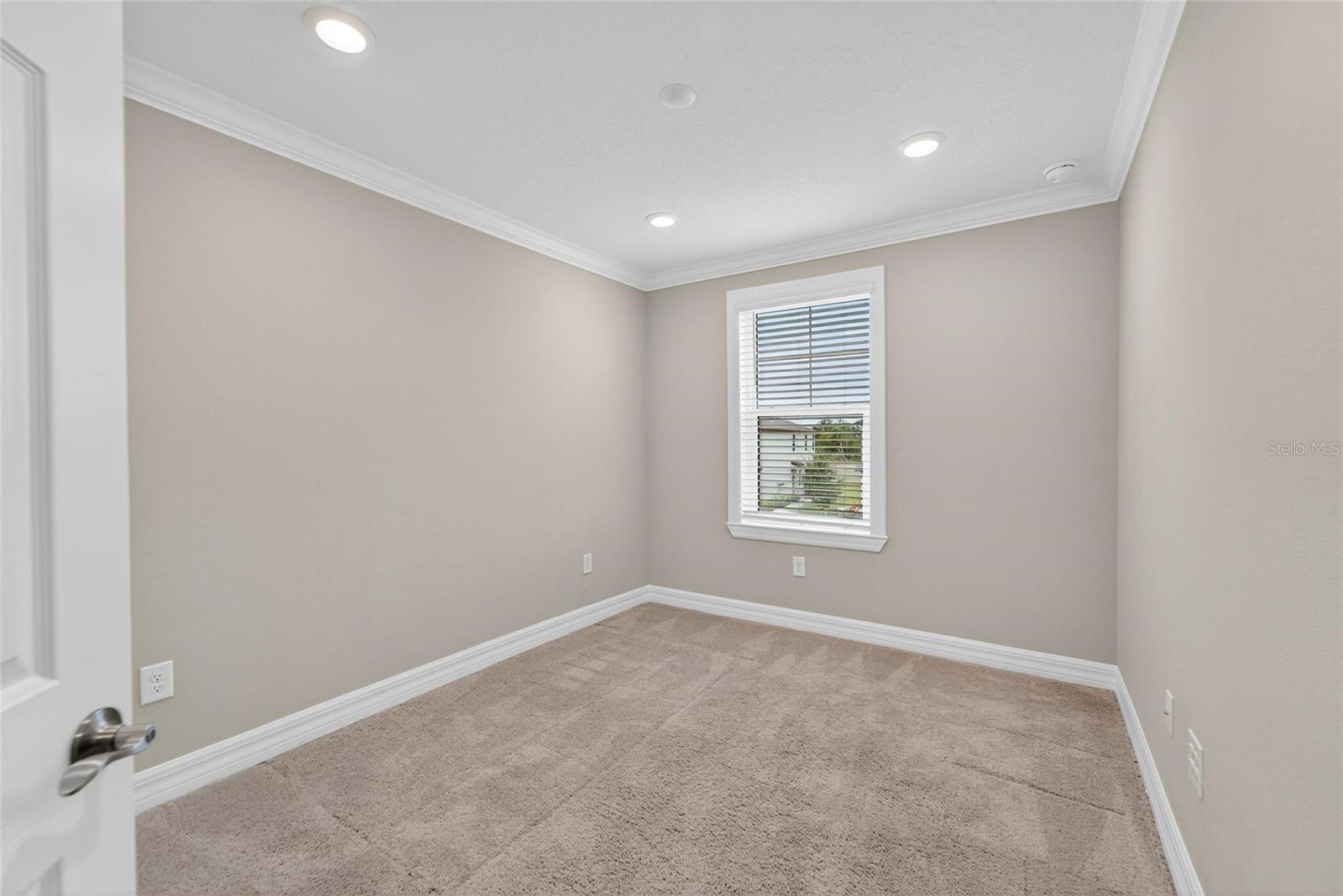 TREVESTA PH IIIC & IIID - Residential Lease