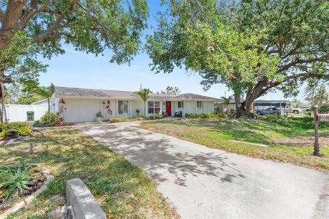 331 SEA GRAPE ROAD VENICE FL 34293