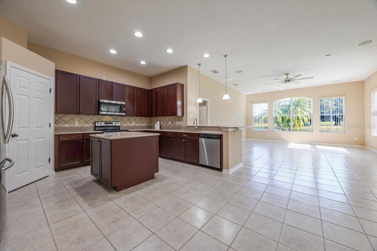 NORTH SHORE/LK HART PRCL 06 - Residential