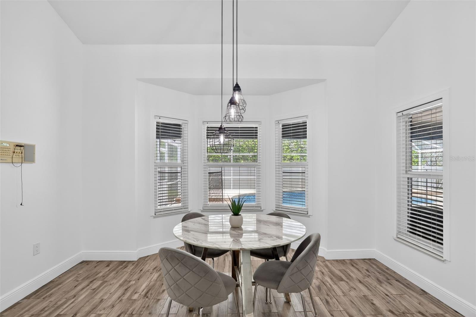 HAMMOCK POINTE - Residential