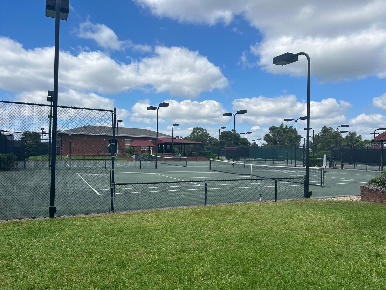 HARBOR HILLS UNIT 01 - Land