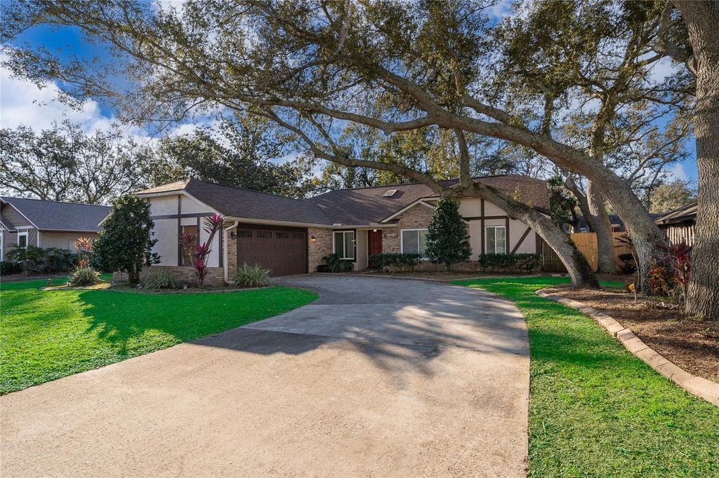 Photo of 1663 Spicewood Lane, Casselberry, FL 32707 (MLS # O6377678)