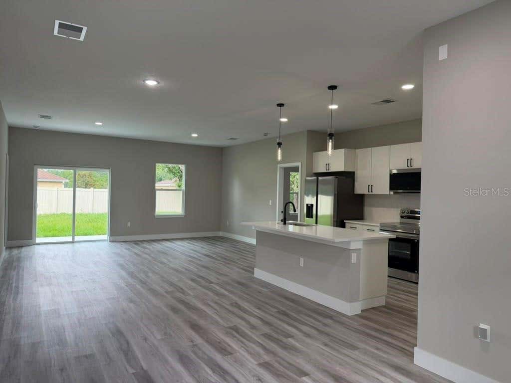 Photo of 8089 N Maltese Drive, Dunnellon, FL 34433 (MLS # S5154233)