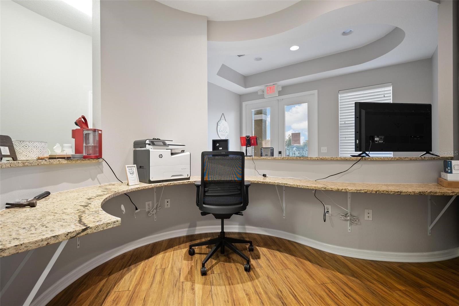 BALLANTRAE PROFESSIONAL - Commercial Sale