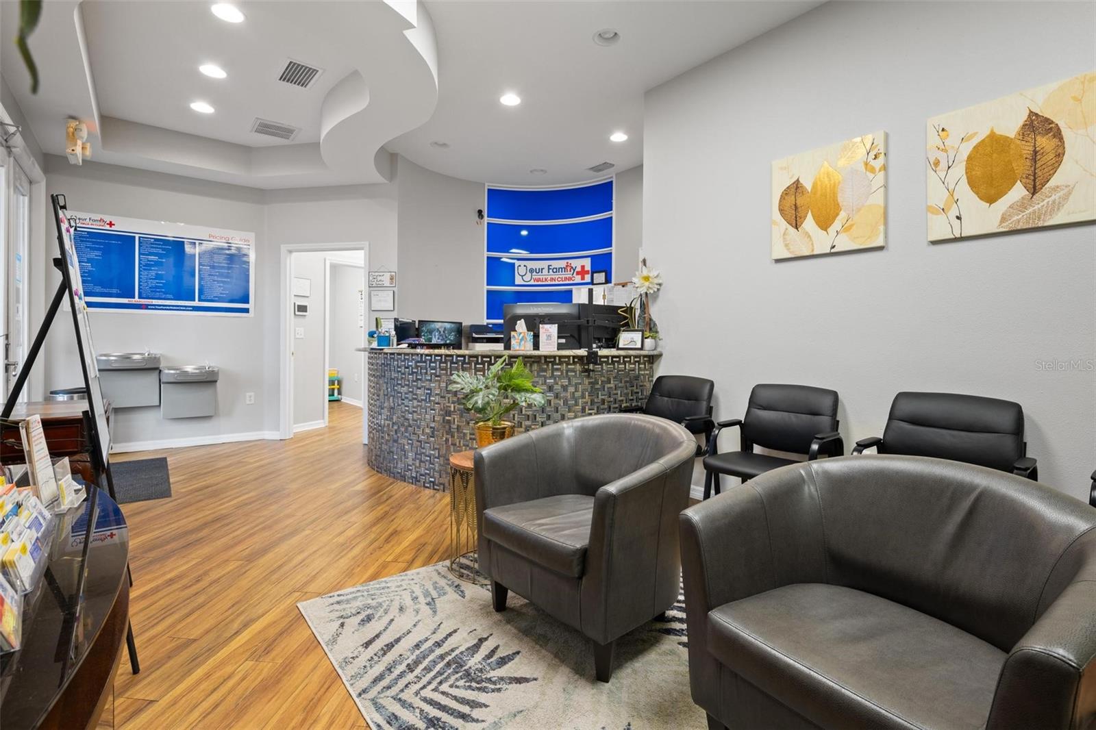 BALLANTRAE PROFESSIONAL - Commercial Sale