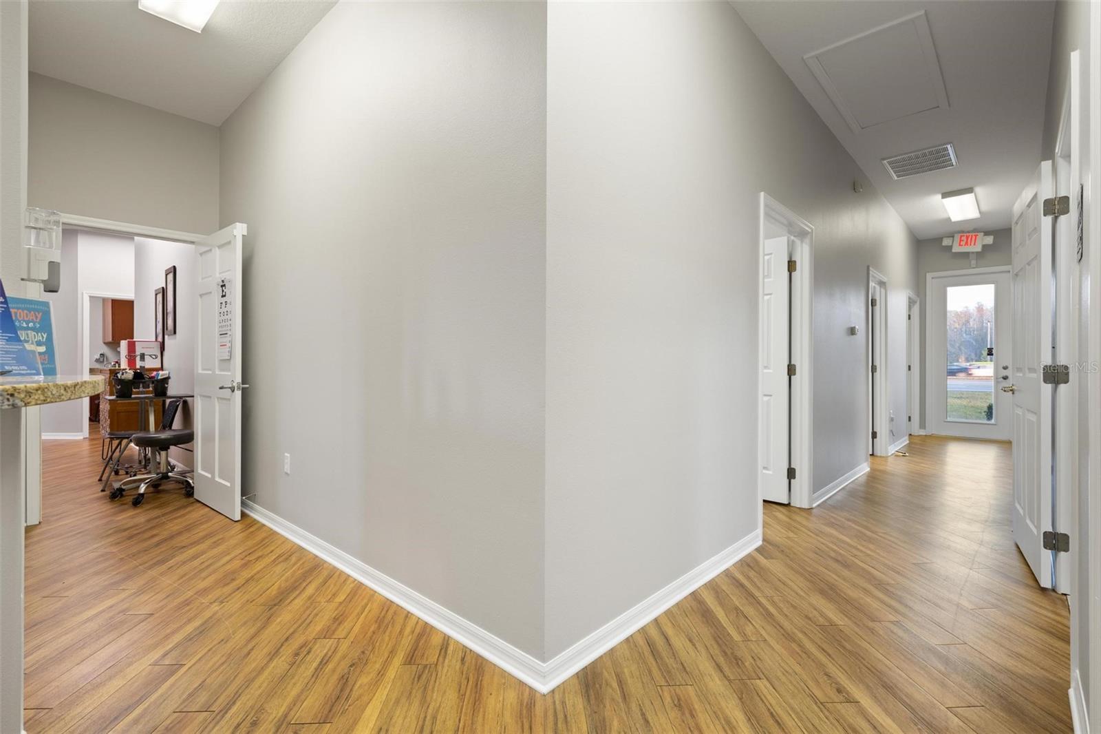 BALLANTRAE PROFESSIONAL - Commercial Sale