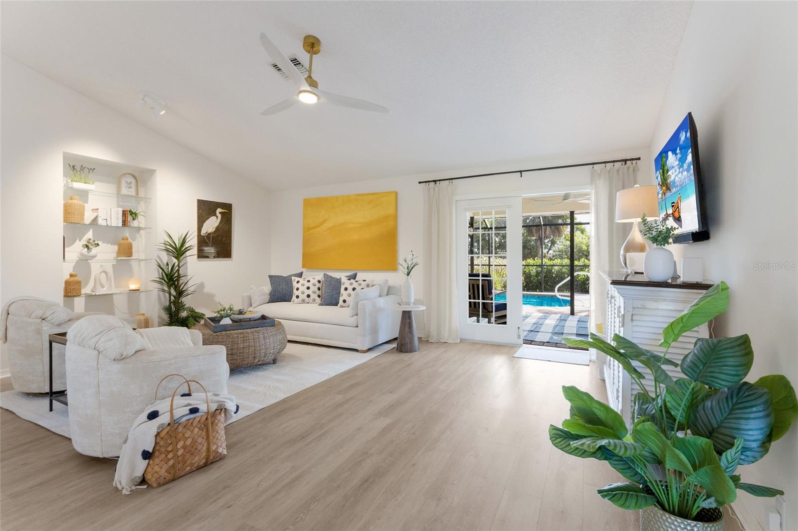 BAY LAKE ESTATES PH I - Residential