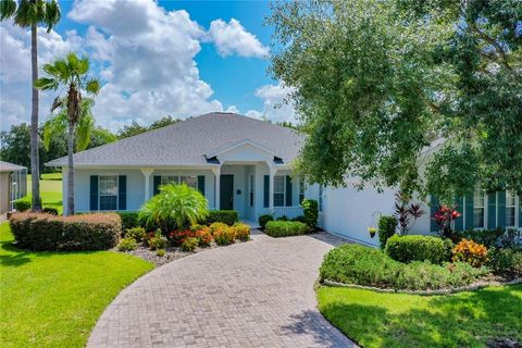 A home in POINCIANA