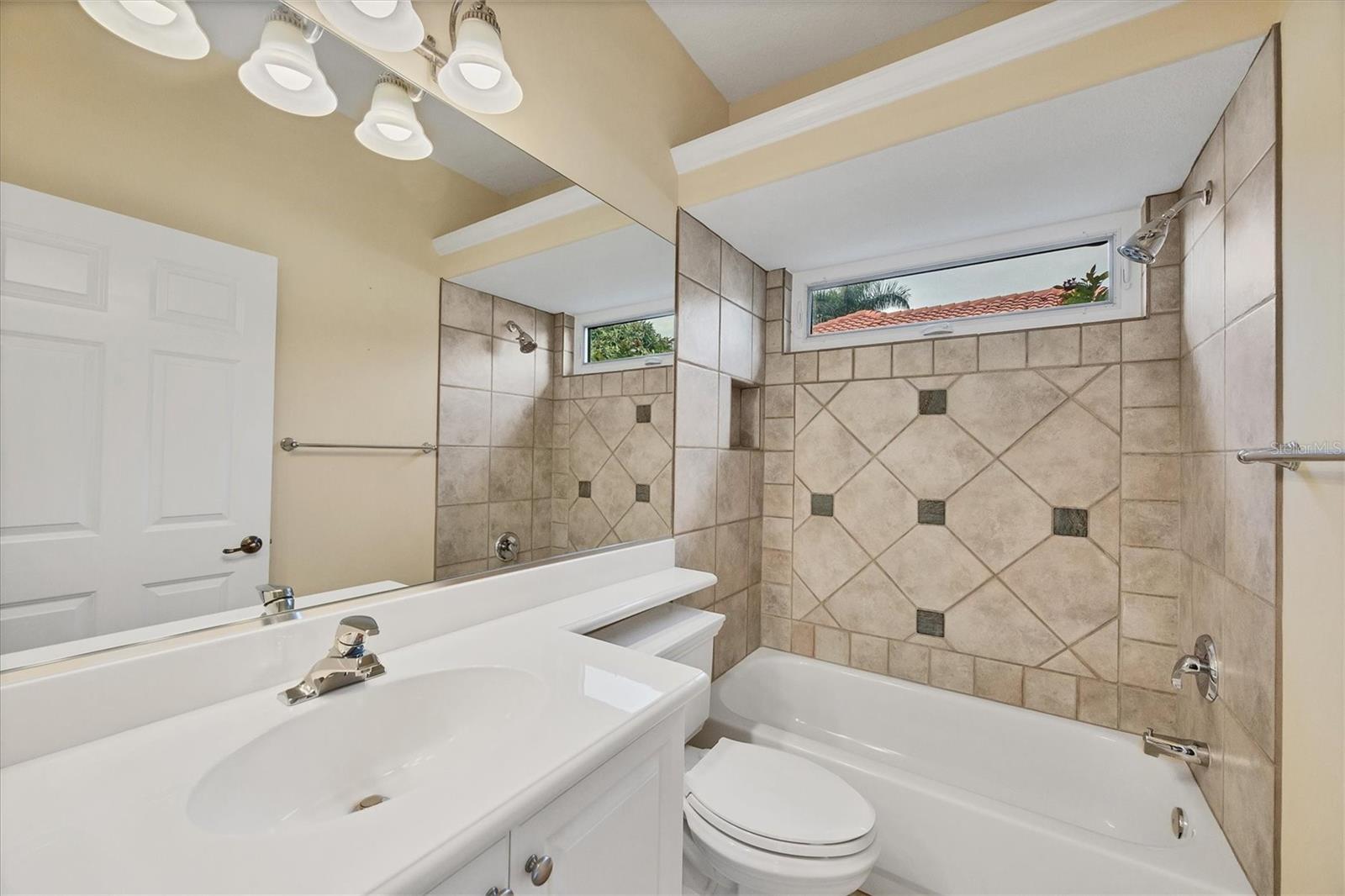 PARK TRACE ESTATES - Residential