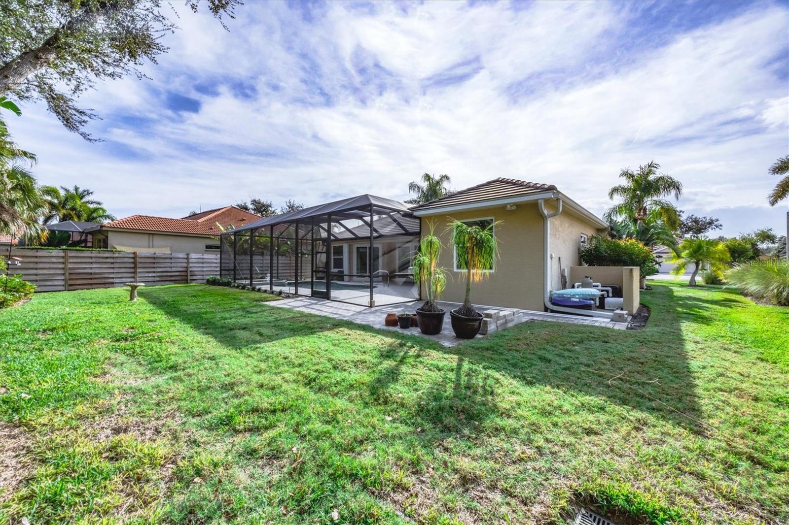 PARK TRACE ESTATES - Residential