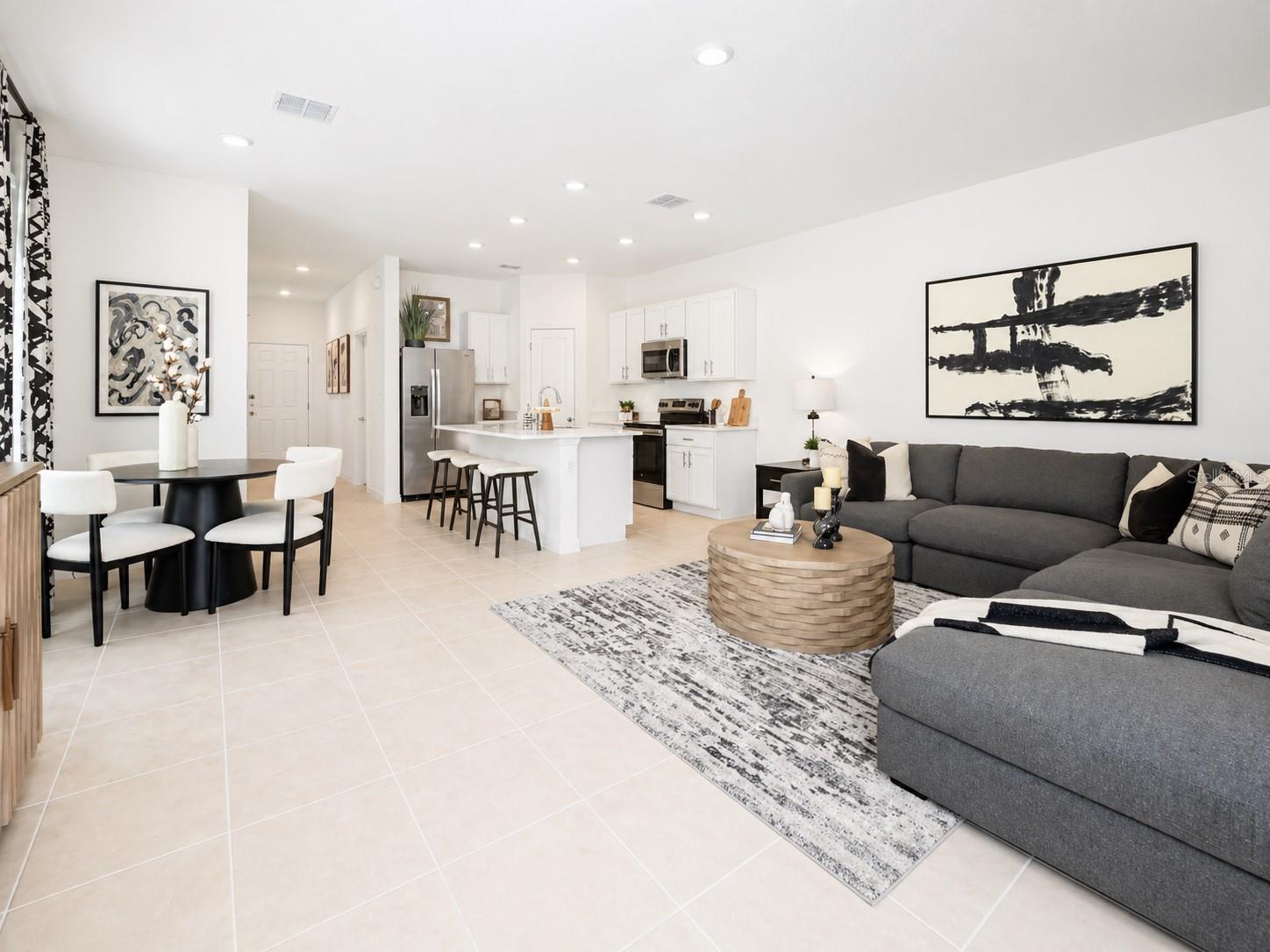 THE TOWNHOMES AT RIVER LANDING - Residential Lease