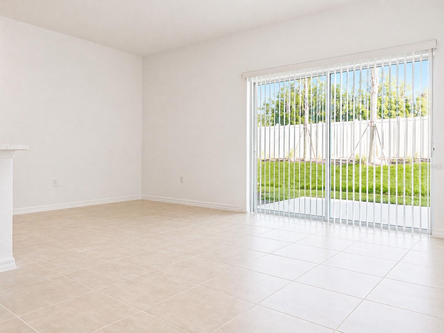 THE TOWNHOMES AT RIVER LANDING - Residential Lease