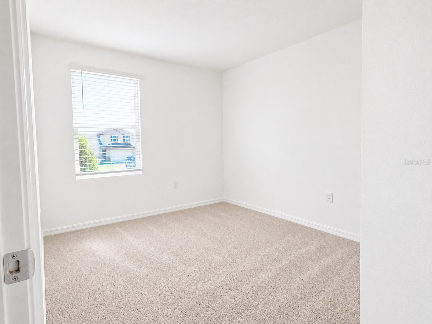 THE TOWNHOMES AT RIVER LANDING - Residential Lease