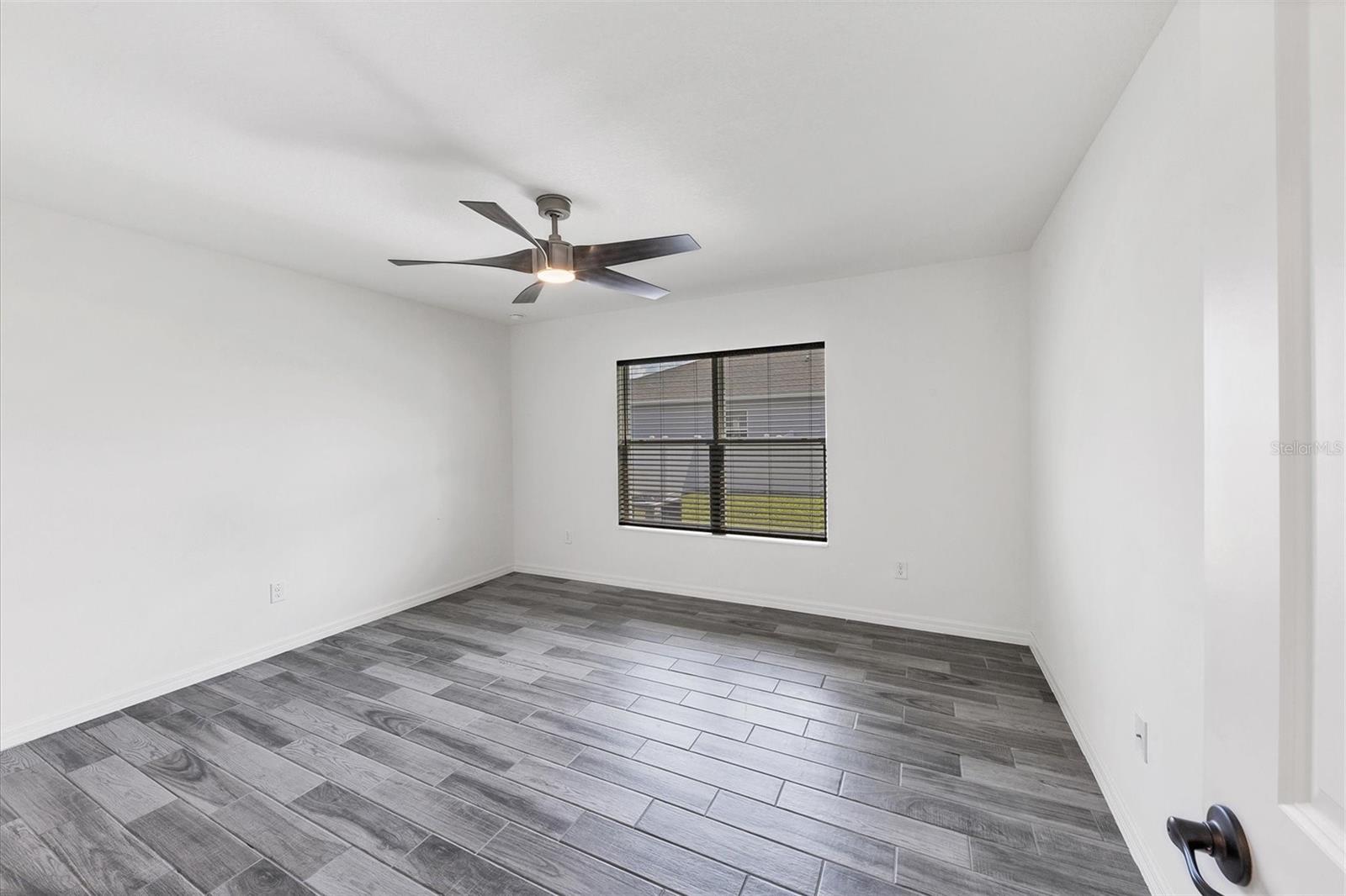 GRADY POINTE - Residential Lease