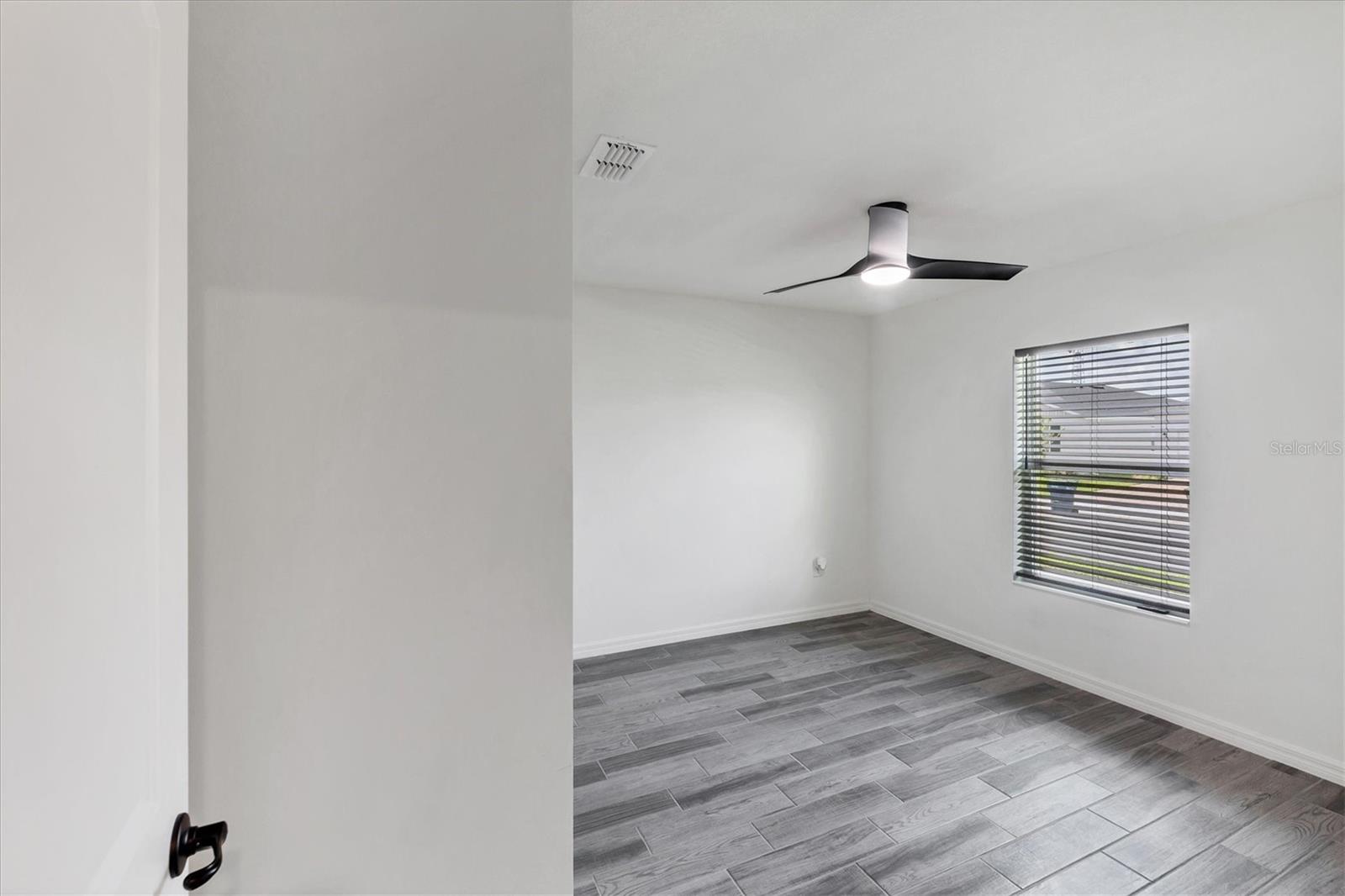 GRADY POINTE - Residential Lease