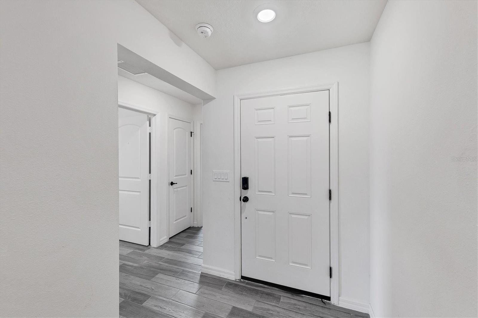 GRADY POINTE - Residential Lease