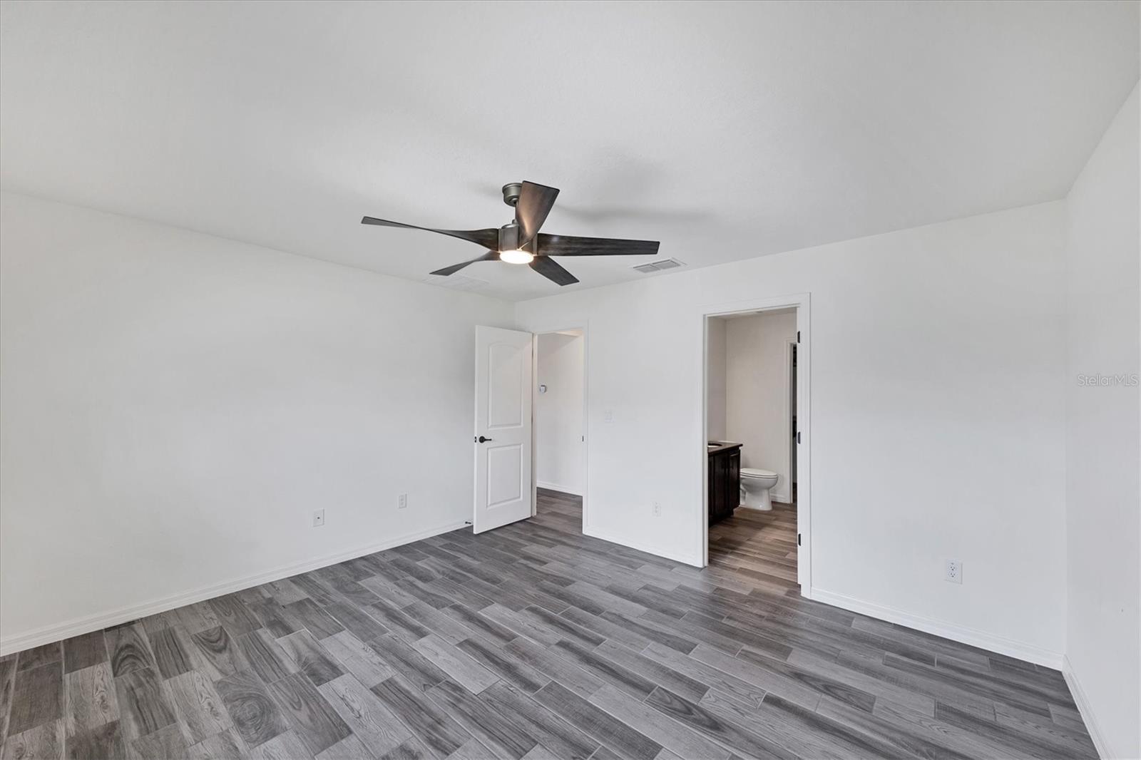 GRADY POINTE - Residential Lease