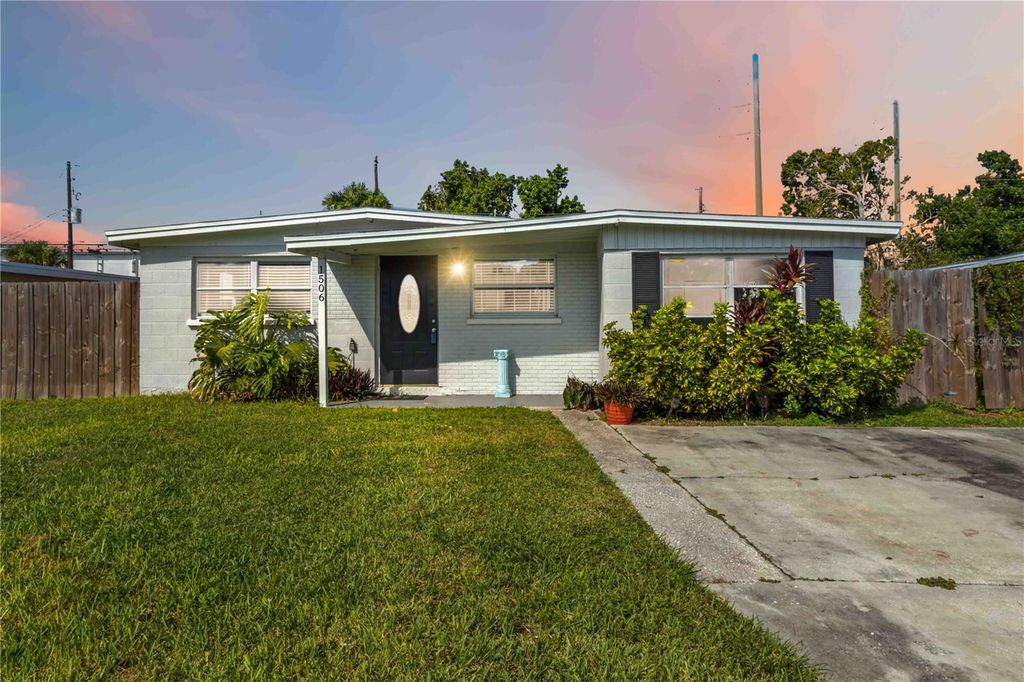 Photo of 1506 14th Street E, Bradenton, FL 34208 (MLS # D6143984)