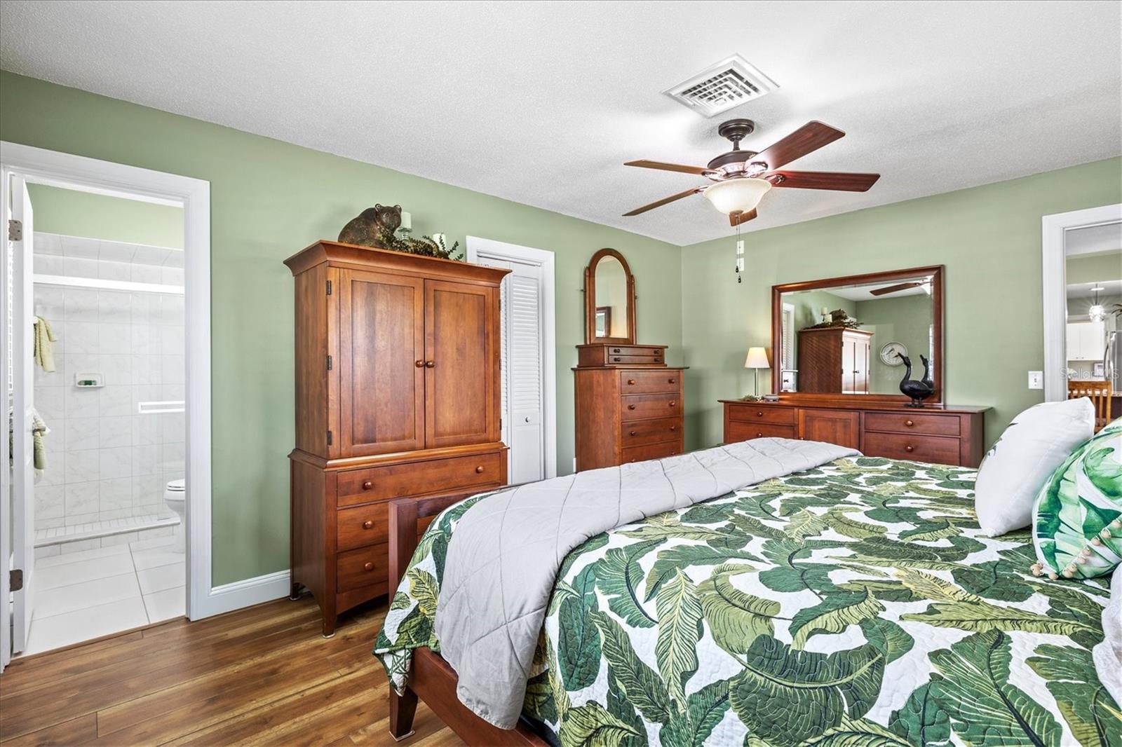 PINEBROOK SOUTH - Residential