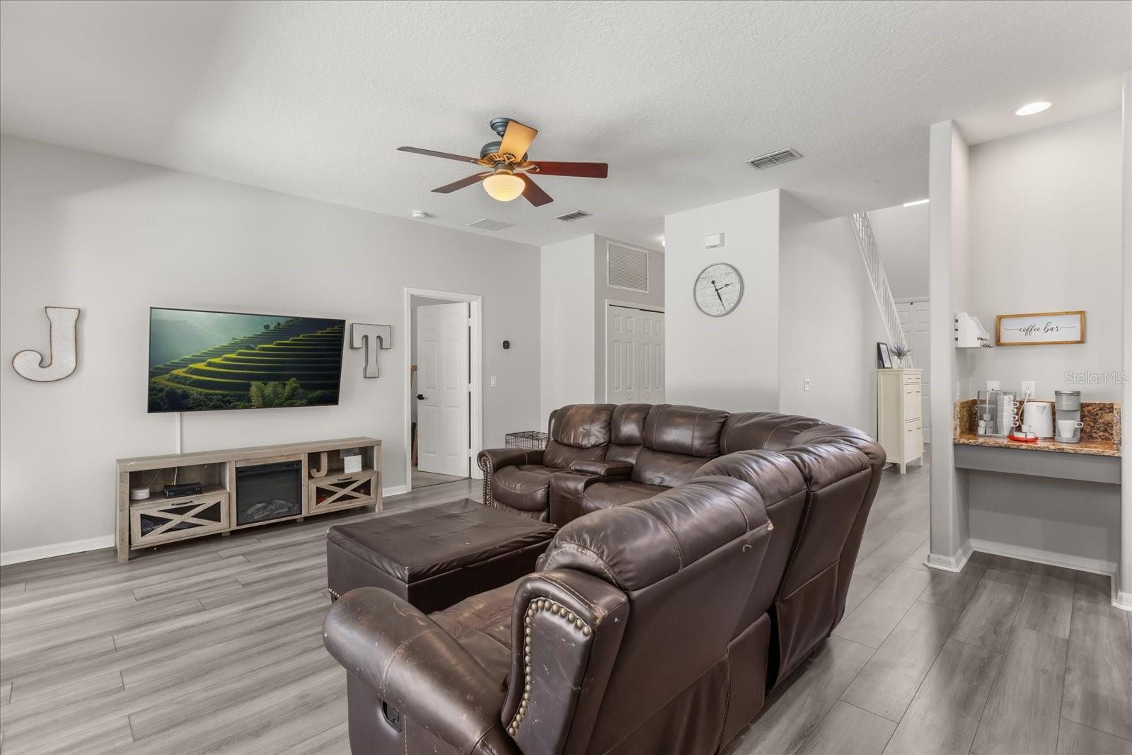 CYPRESS CHASE - Residential