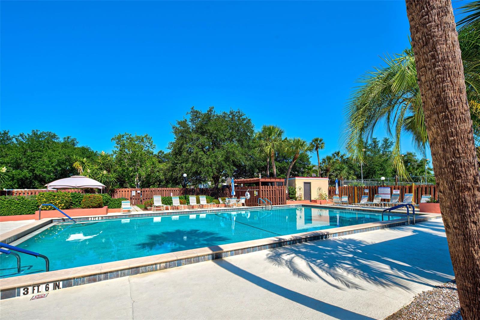 PROMENADES WEST CONDO - Residential