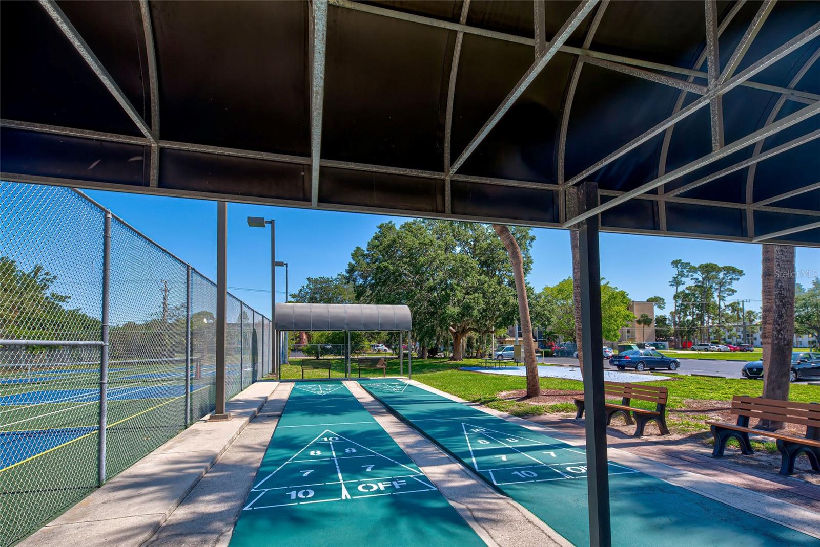 PROMENADES WEST CONDO - Residential