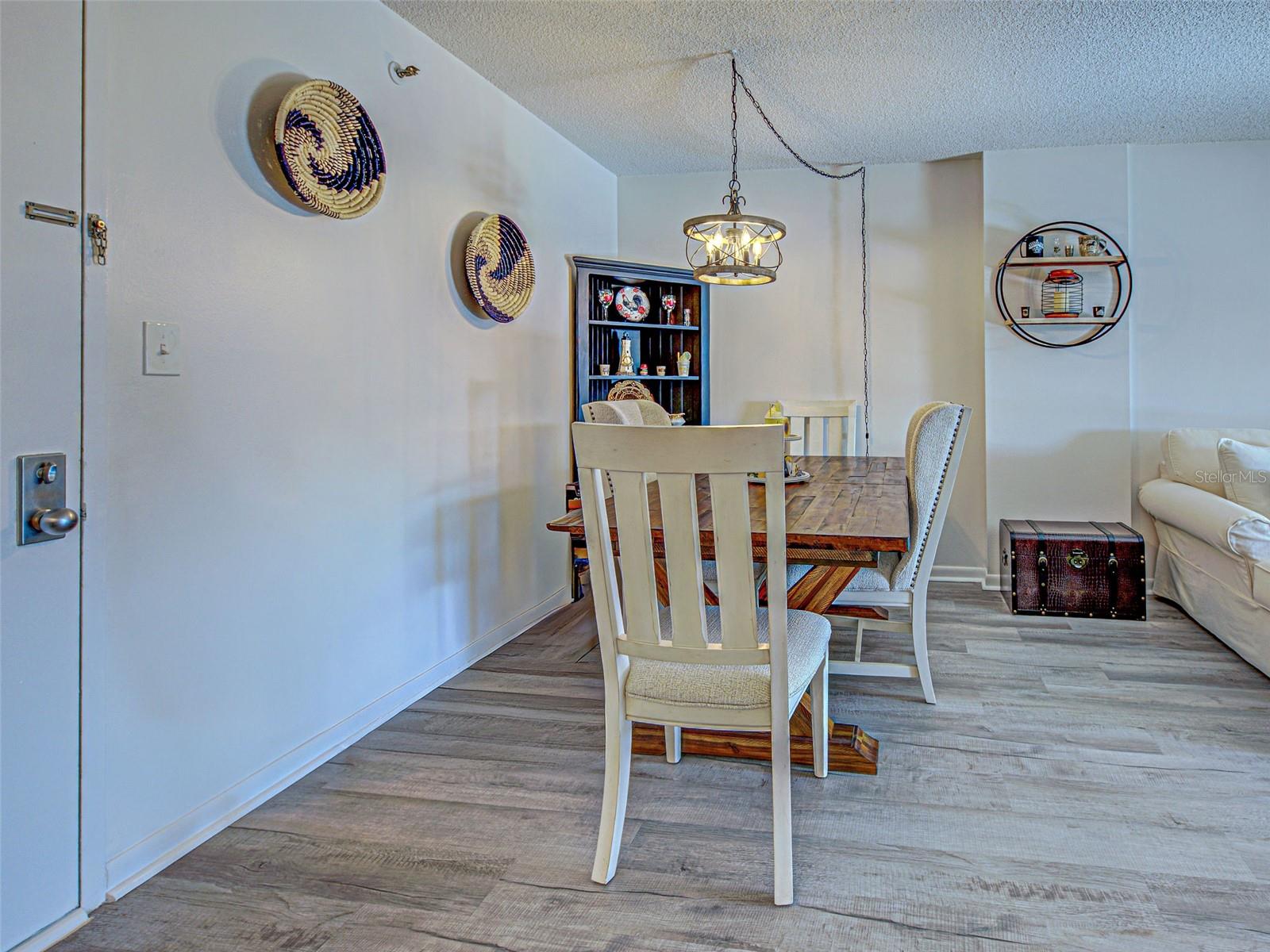 PROMENADES WEST CONDO - Residential