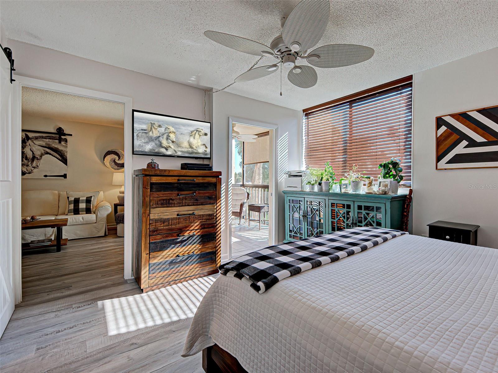 PROMENADES WEST CONDO - Residential