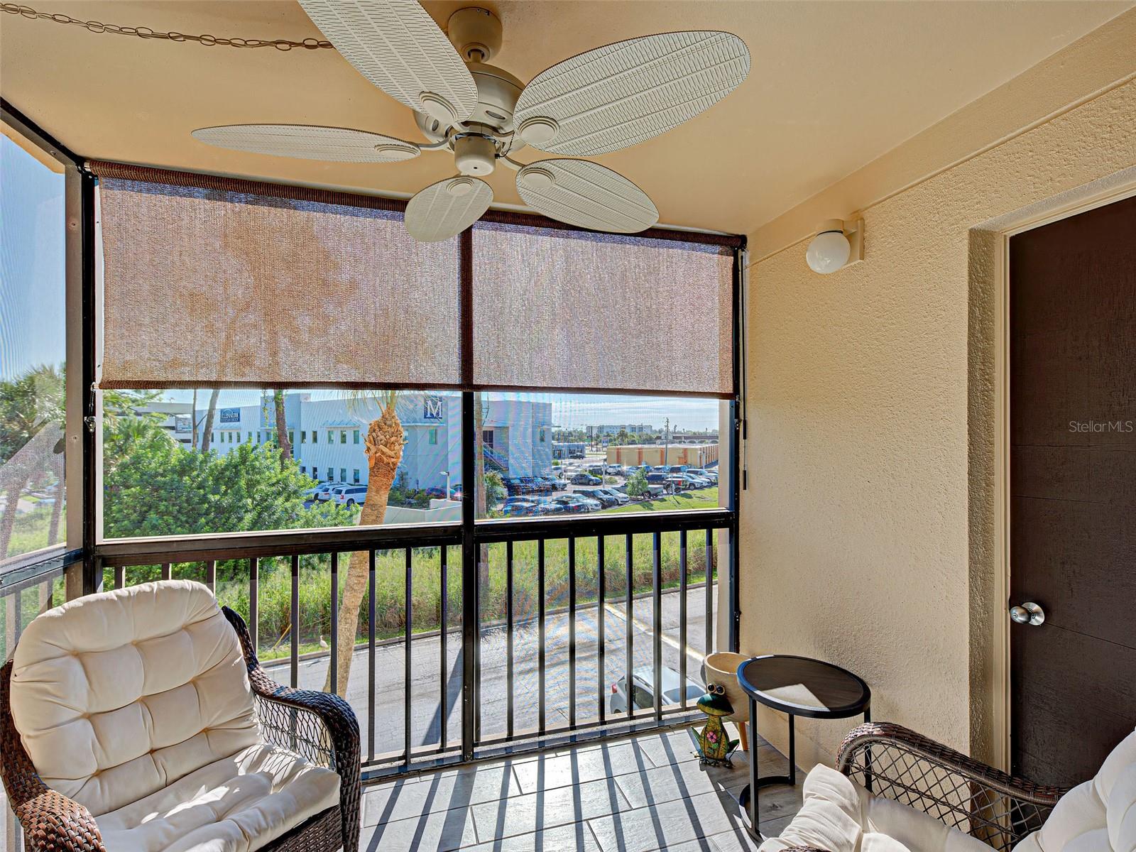 PROMENADES WEST CONDO - Residential