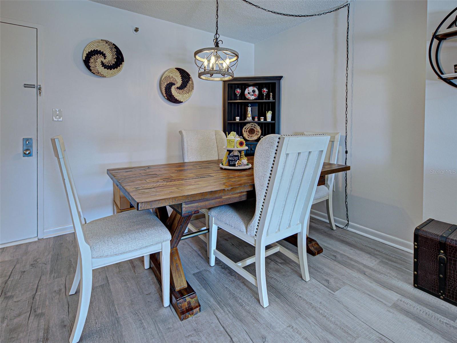 PROMENADES WEST CONDO - Residential