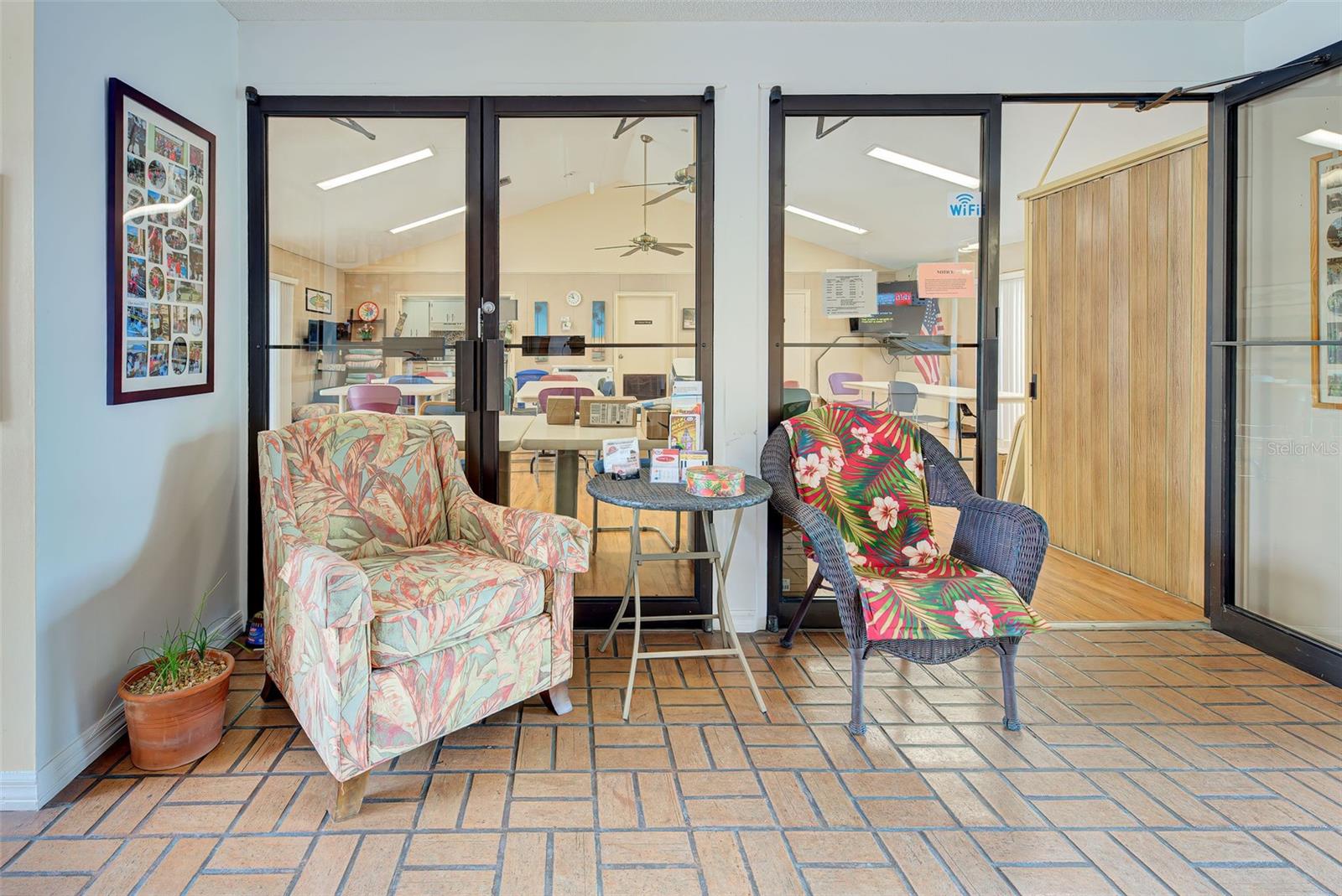 PROMENADES WEST CONDO - Residential