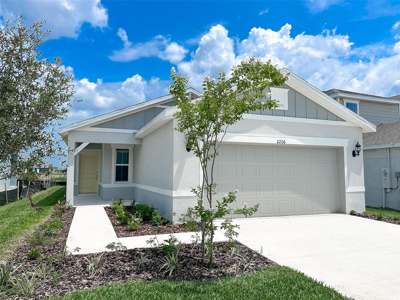 2206 LOVELY LANE