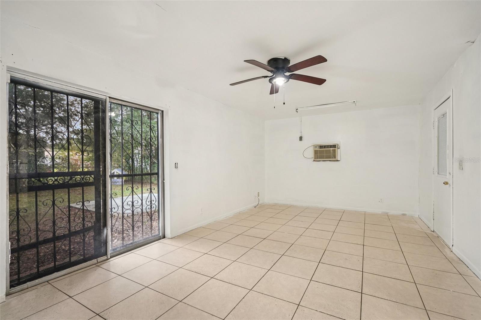 ROCHMONS HEIGHTS - Residential