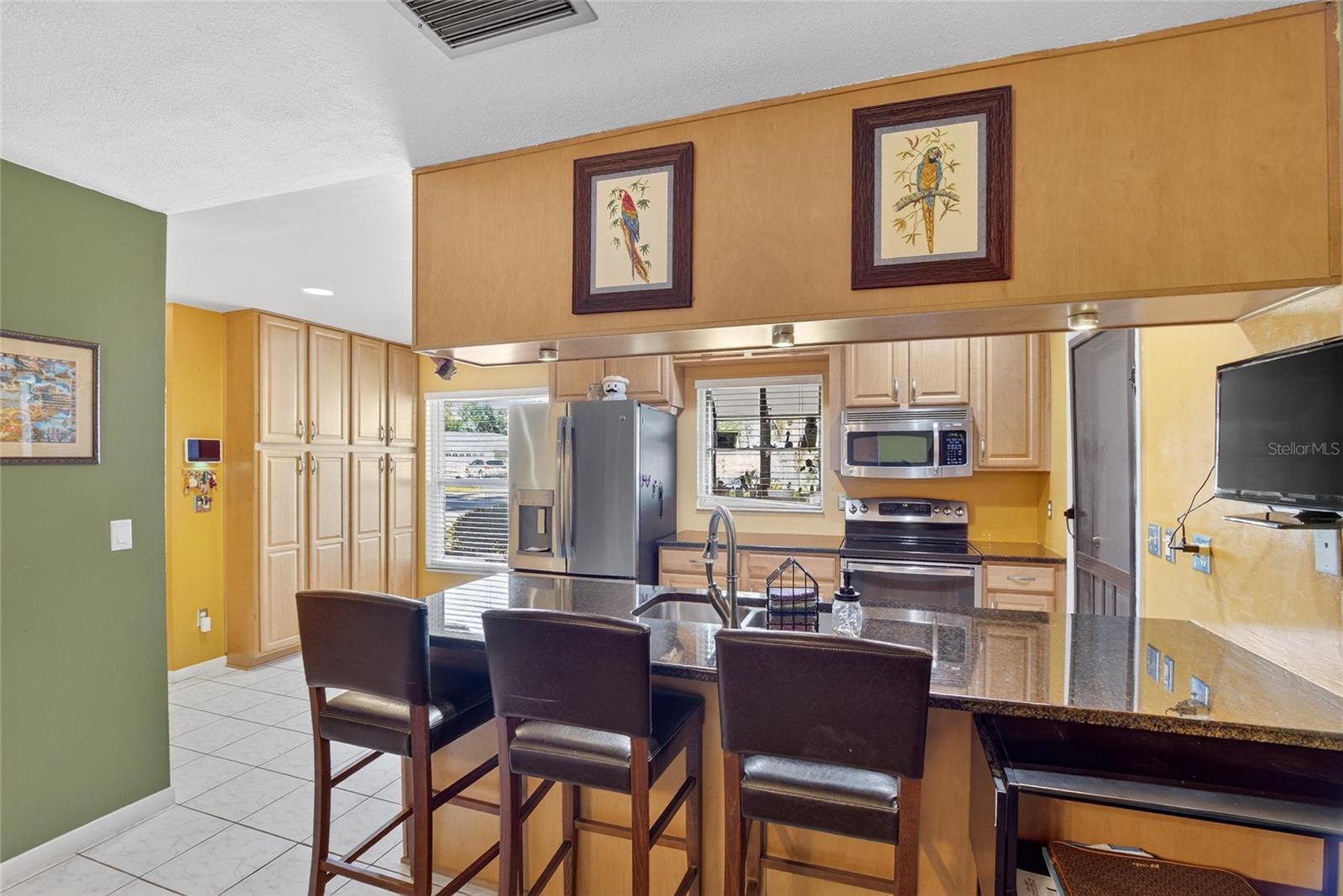 NORTH POINTE UNIT II - Residential