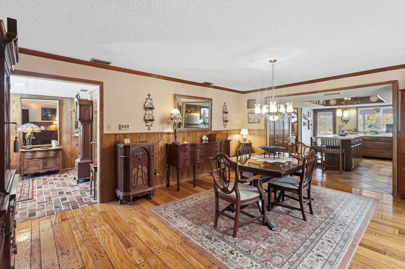 ASSESSORS LT 01 34-16-33 - Residential