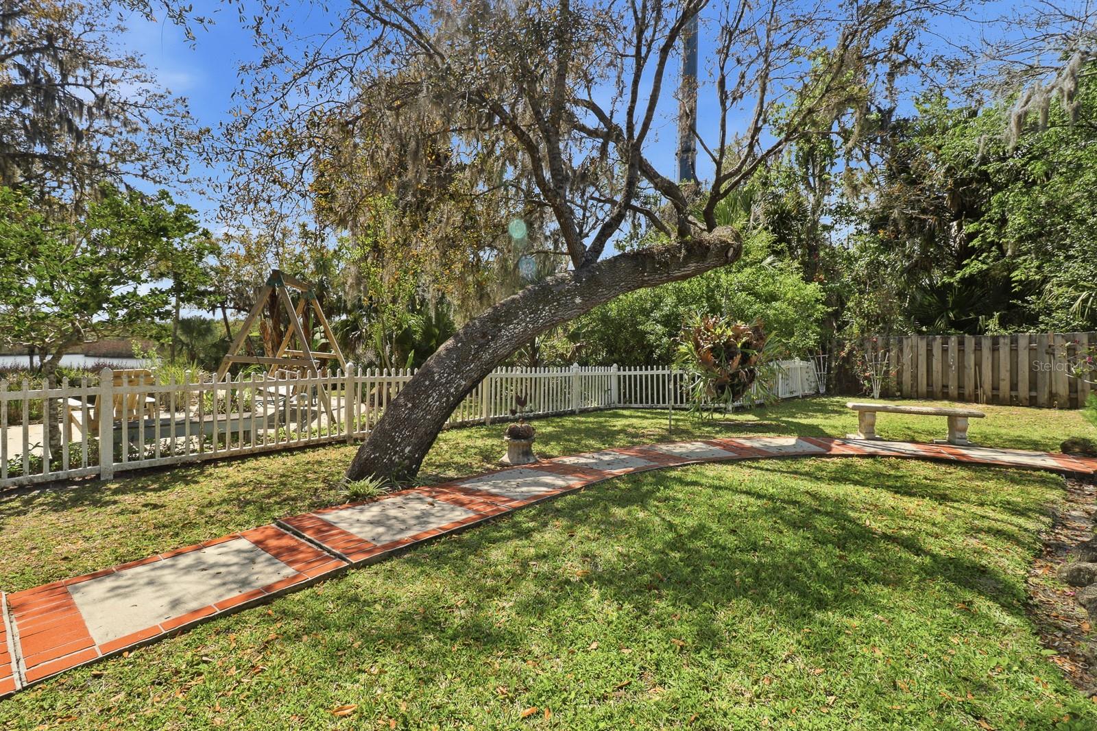 ASSESSORS LT 01 34-16-33 - Residential