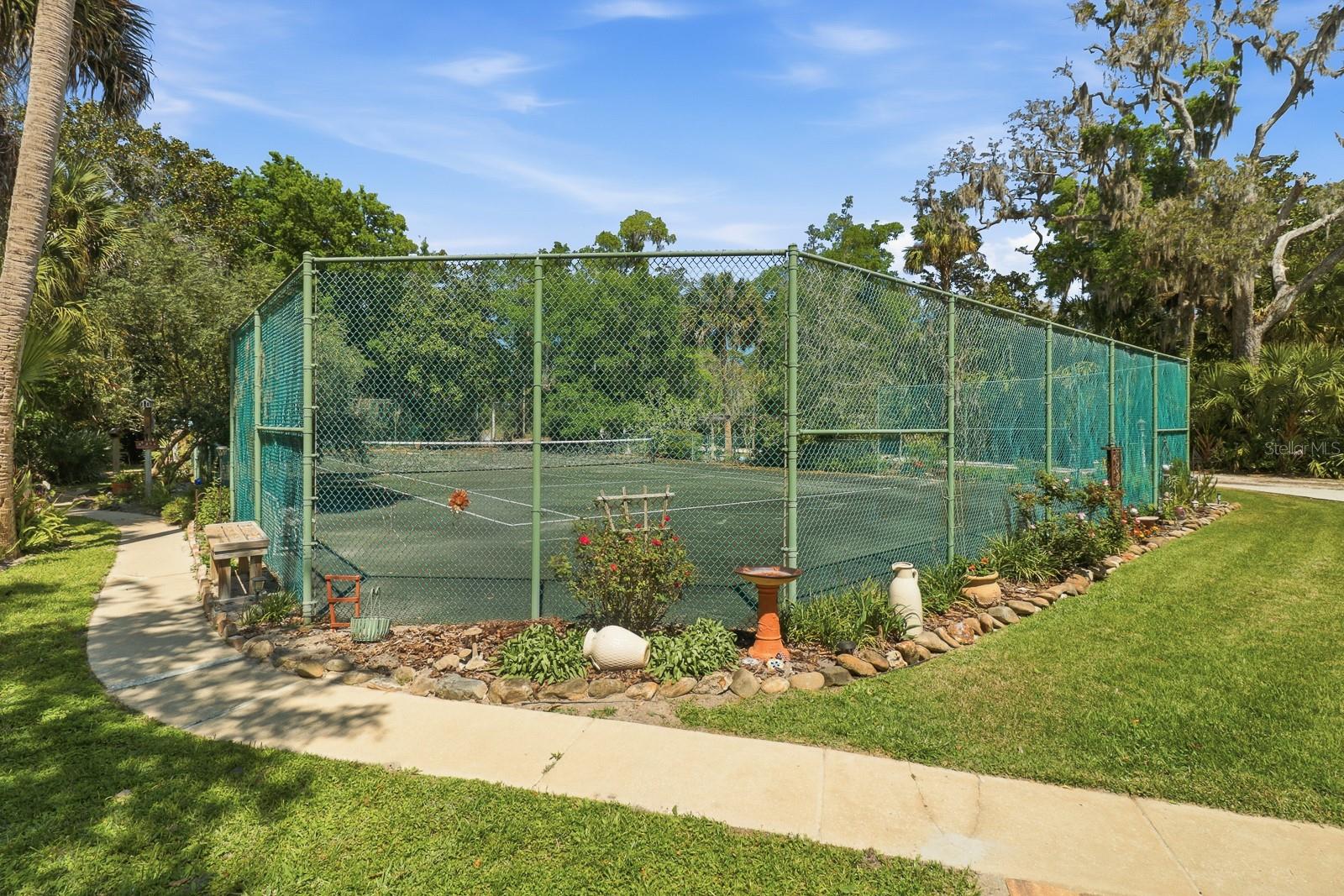 ASSESSORS LT 01 34-16-33 - Residential