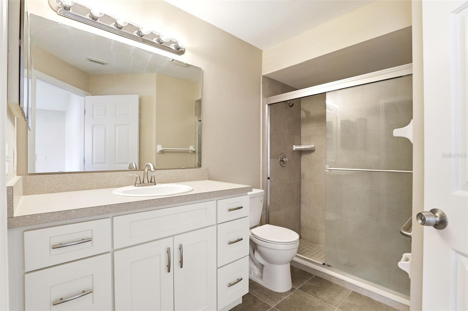 ALAFAYA WOODS PH 16 - Residential